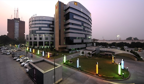 BLK Super Specialty Hospital is one of the largest tertiary care private hospitals in the country. Spread over five acres of land, the 650 beds Hospital
