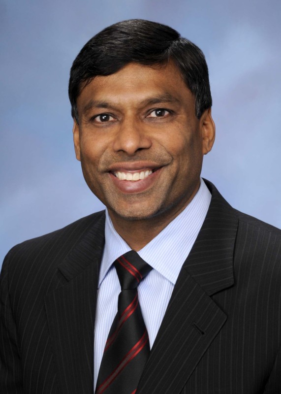  Indian descent entrepreur Naveen Jain\'s company, Moon Explorer, has received approval from the United States government to land a spacecraft on the moon. The craft will explore the moon for minerals that can be mined. (Credit: WikiCommons)
