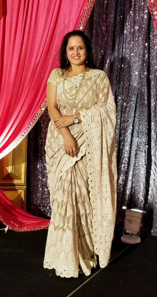 Sunayana Kachroo Wishes Bollywood Love King SRK Happy Birthday in