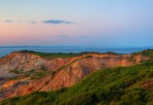 Take the Stress out of Visiting Martha’s Vineyard with these Tips