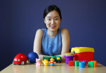 Eyeing an earlier read on autism