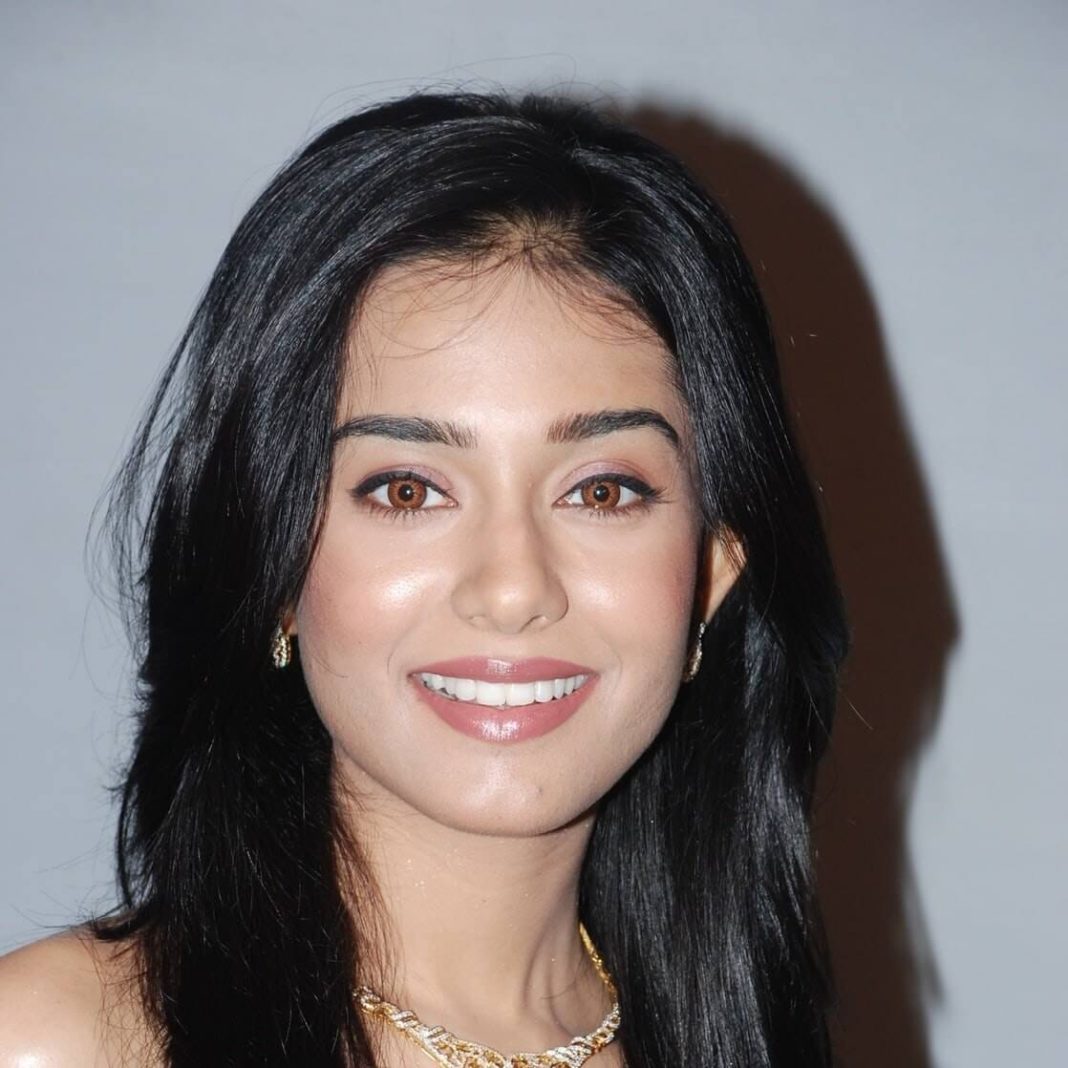 Amrita Rao regrets that her desire to work with Irrfan Khan will remain unfulfilled - INDIA New
