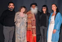 Sadhguru Joins Top Fashion Designers at New York Fashion Week, Calls for Sustainable Design