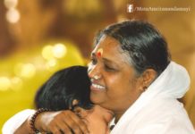 Mata Amritanandamayi, Known as Amma, Returns to New England on July 8 and 9