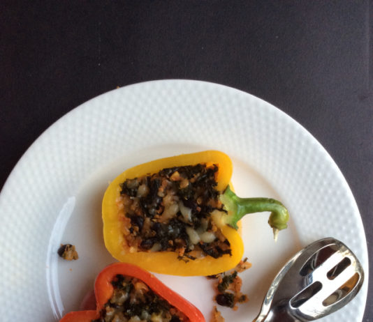 Food: Spicy, stuffed peppers with kale and quinoa, vegan, gluten-free