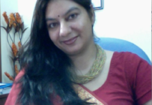 Sexist writer abuses rights activist over feminist slogan in Pakistan