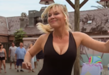 On Becoming A God In Central Florida: Super show