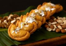 Binge on delicious, healthy gujiyas of different flavours