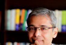 Reading Manto not enough to know what’s worthy in 20th century Urdu literature: Musharraf Ali Farooqi