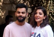 #Virushka: Anushka, Virat pose for the shutterbugs at Mehboob Studio