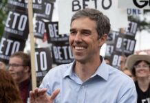 Republican Guv Abbott, Democrat O’Rourke projected to win Texas midterm primary