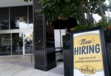 62% American workers ‘worry their paychecks won’t keep pace with higher prices’