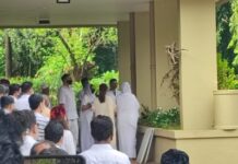 Realty tycoon Pallonji Mistry accorded funeral with full state honours