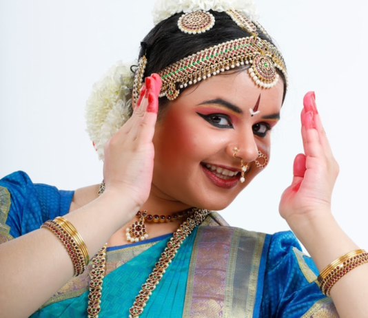 With Nritta, Nritya and Natya, Aarushi Pant Masters BharatNatyam Dance Arangetram