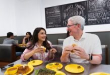 Tim Cook relishes vada pav with ‘Dhak Dhak’ sensation Madhuri