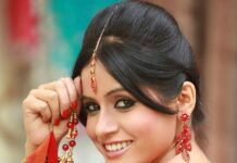 Meet Punjabi Singing Icon Miss Pooja, Featuring at Boston Bhangra Competition on Dec. 2