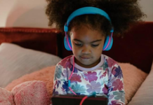 Rediscover the Joy of screen-free storytelling