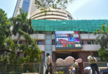 Sensex, Nifty Slide About 1.25% as Metal Stocks Lead Broad Selloff