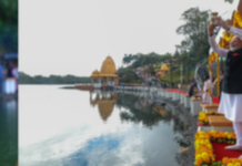 Highlighting India-Mauritius spiritual connect, PM Modi offers prayers at revered Ganga Talao