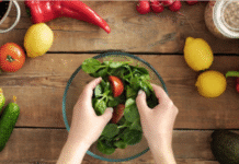 A Bowl of Spinach, Kale, and Broccoli May Boost Heart Health in Elderly Women