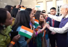 Indian Diaspora in London Gives PM Modi a Grand Welcome During Historic UK Visit