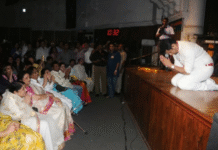 Sonu Nigam Recalls Emotional Moment of Motherly Support from Lata Mangeshkar