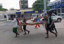 Tribal Family in Jharkhand Walks 10 km with Girl’s Body After Hospital Denies Ambulance