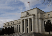 Federal Reserve Cuts Interest Rate by 0.25%, Balances Inflation Risks and Growth Slowdown