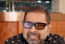 Shankar Mahadevan Honors Tabla Legend Zakir Hussain During Ganeshotsav at His Home