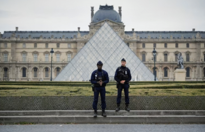 Louvre