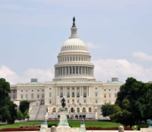 U.S. Shutdown Drags Into Fourth Week as Congress Remains Deadlocked