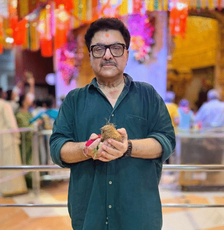 IFTDA President Ashoke Pandit Files Police Complaint Against ‘Unverified’ Paparazzi for Breach of Privacy in Dharmendra Case