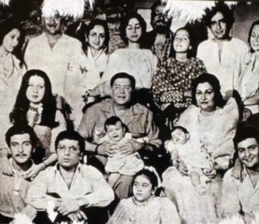 Kareena Kapoor Khan Posts Rare Throwback of the Entire Kapoor Clan, Delights Fans With Nostalgic Family Moment