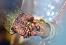 Maharashtra Woman ‘Marries’ Slain Lover at His Funeral After Family Kills Him Over Caste