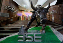 Indian Markets End Flat as Investors Book Profits Ahead of Bihar Election Results