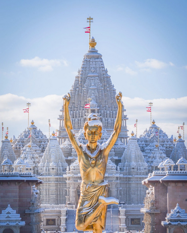 First Snowfall Blankets BAPS Akshardham Temple in New Jersey