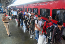 Indian Railways Go the Extra Mile: Over 43,000 Special Trains Run to Tackle Festive Rush in 2025